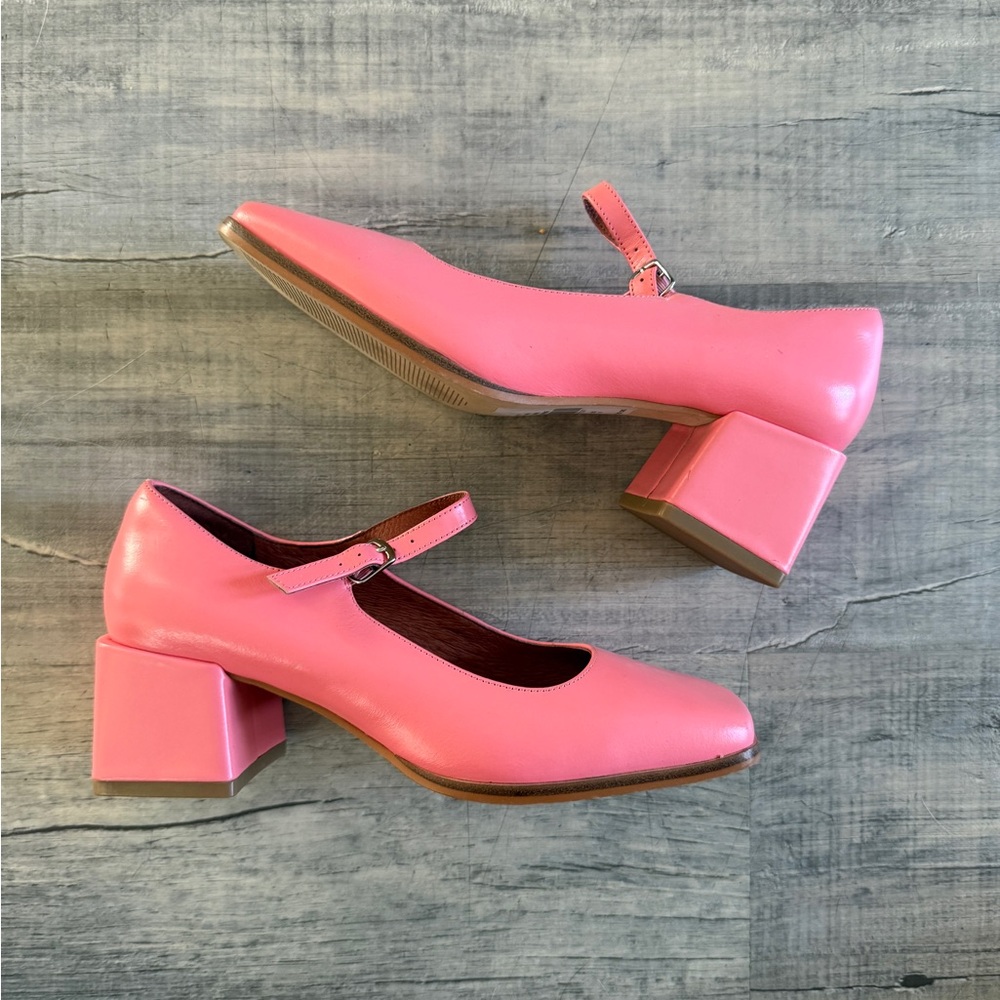 INTENTIONALLY BLANK Pink Mary-Jane Shoes (BRAND NEW) - Picture 3 of 9